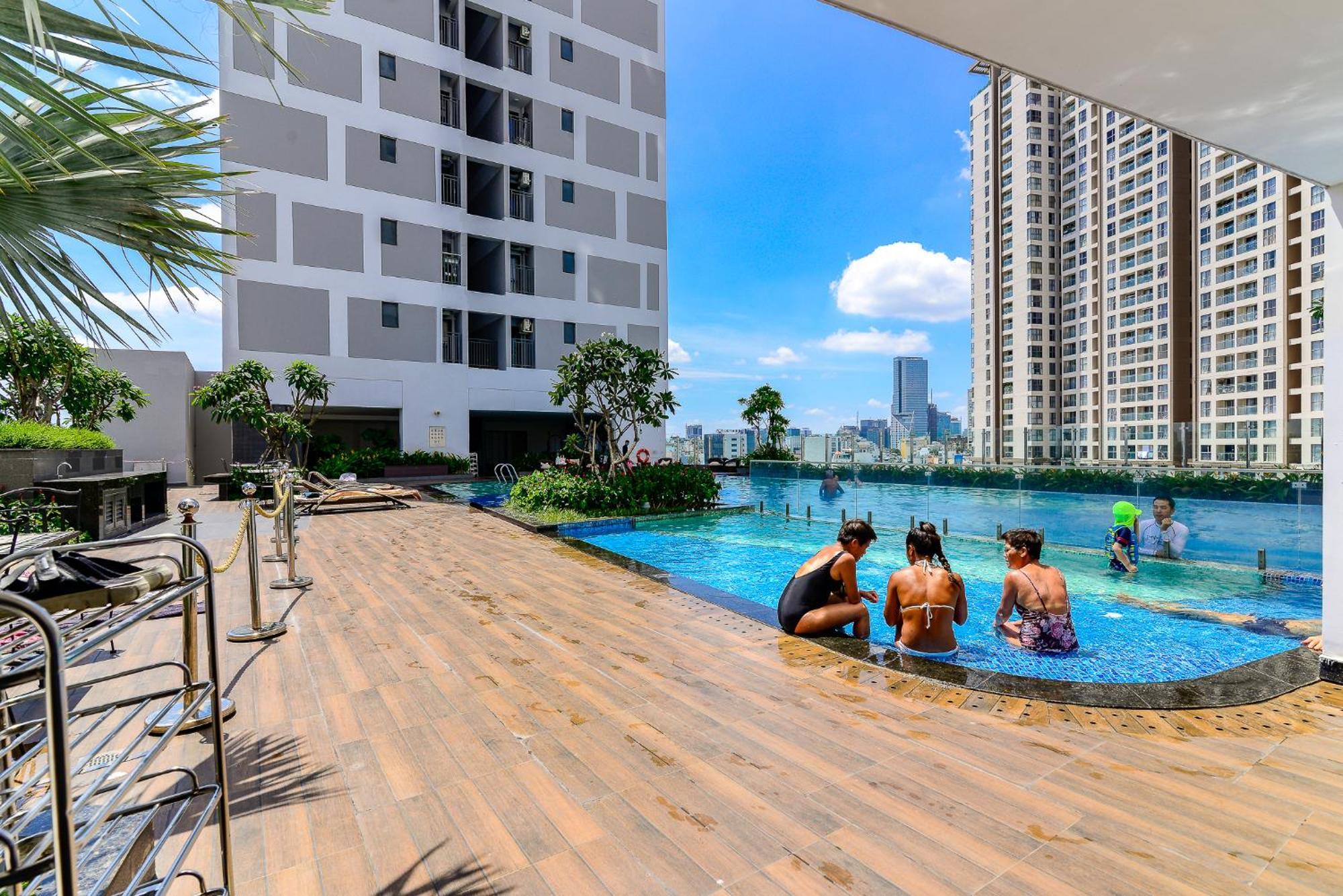 Saigon Banhada - Rivergate - Infinity Pool Ho-Chi-Minh-Stadt Exterior foto